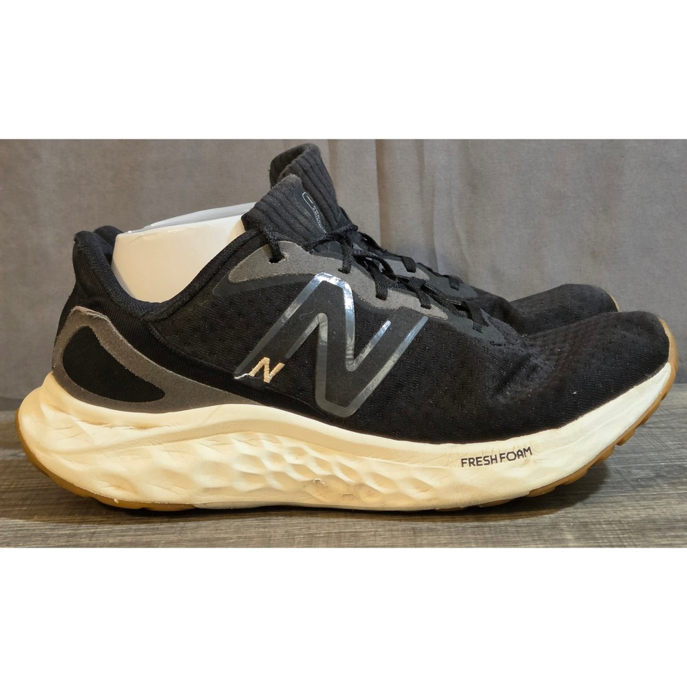 New Balance Fresh Foam Arishi V4 Sneakers Women's 10 Men's 8.5 Black